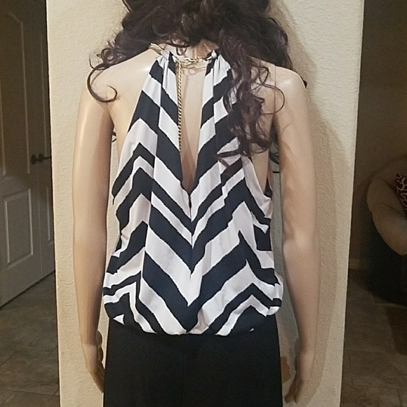 Halter Top Pant Suit - Picture 5 of 7